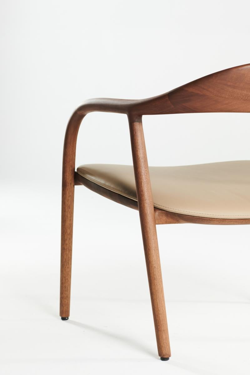 Artisan Neva Easy chair product foto zitting leder