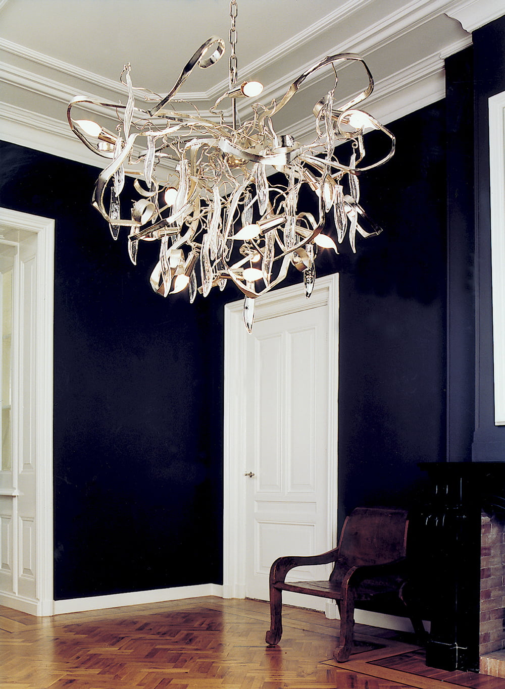 Brand van Egmond Delphinium in interieur