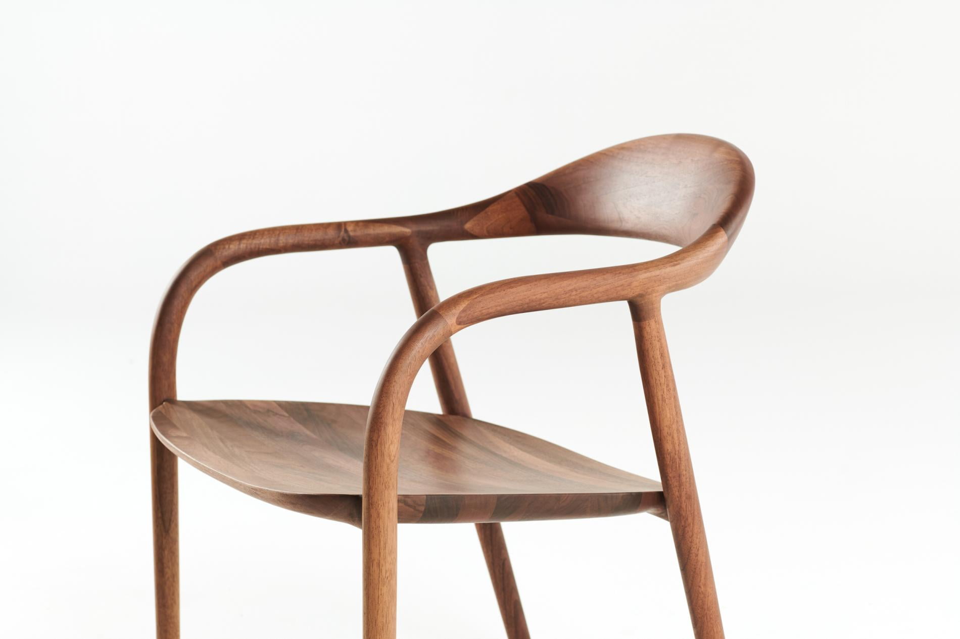 Artisan Neva Easy chair product foto zijkant