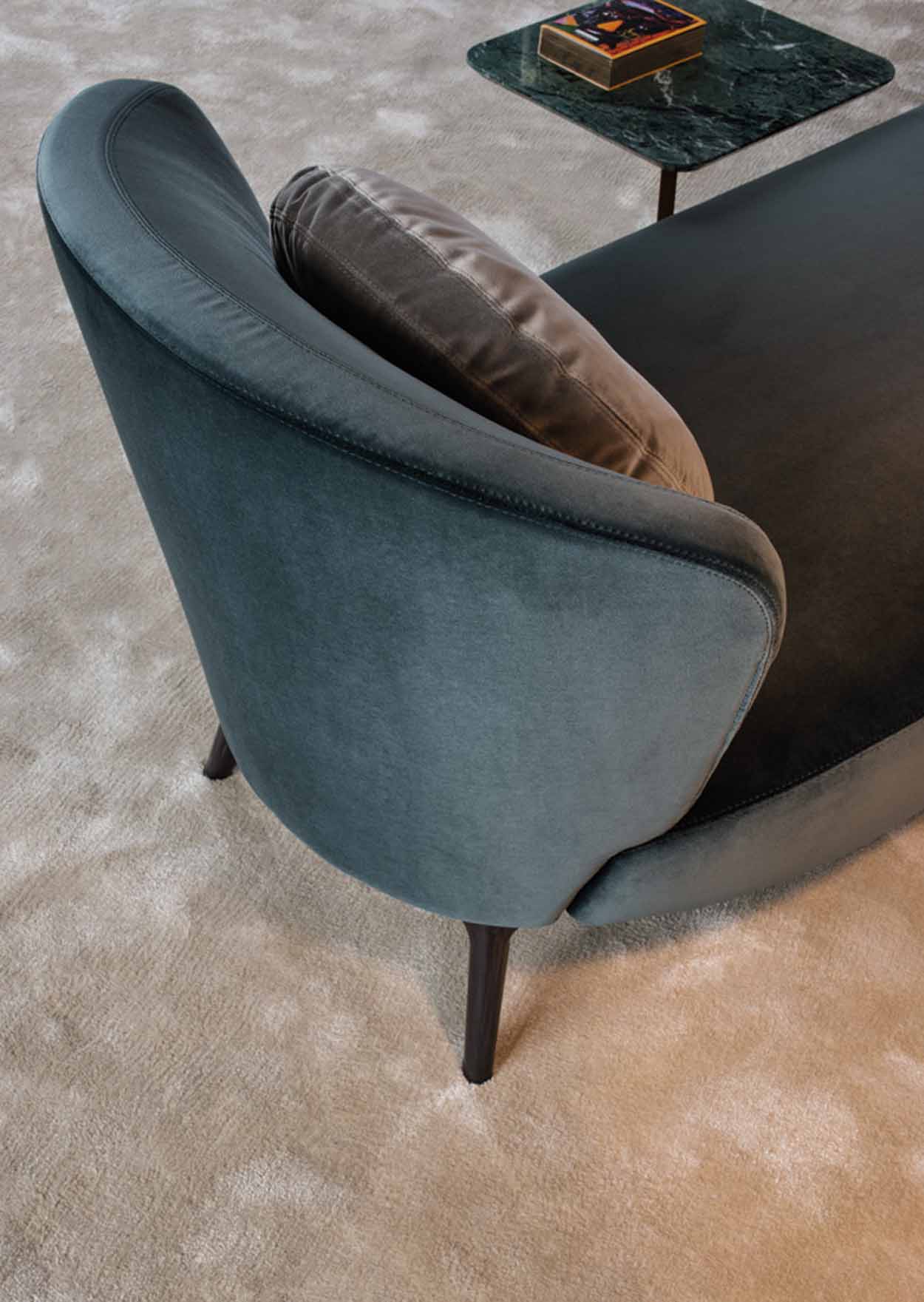 Minotti Aston bank