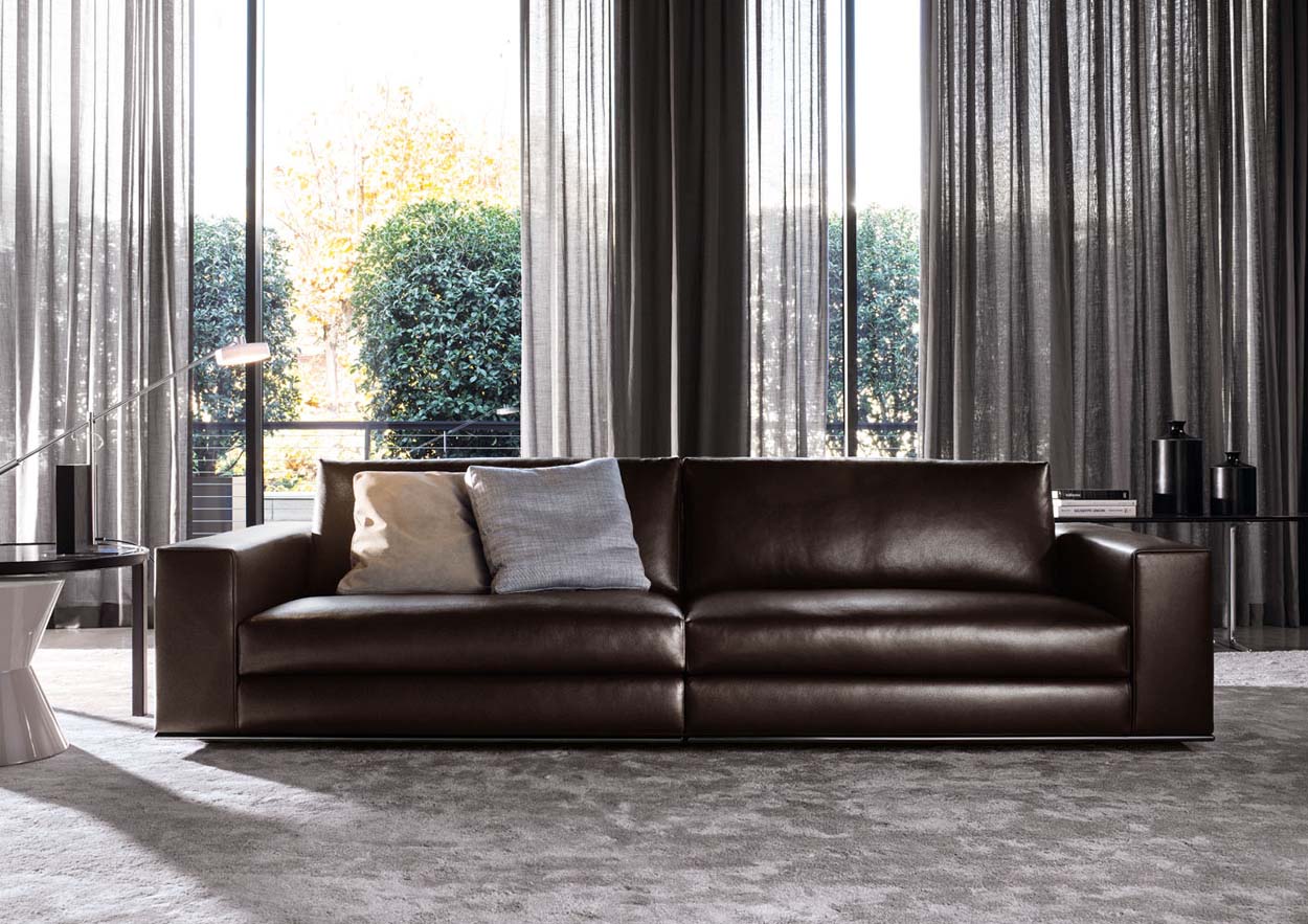 Minotti Hamilton bank