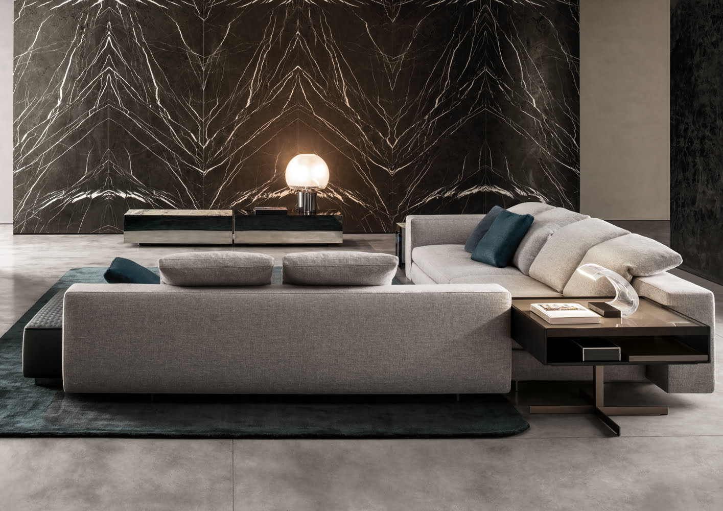 Minotti Yang 