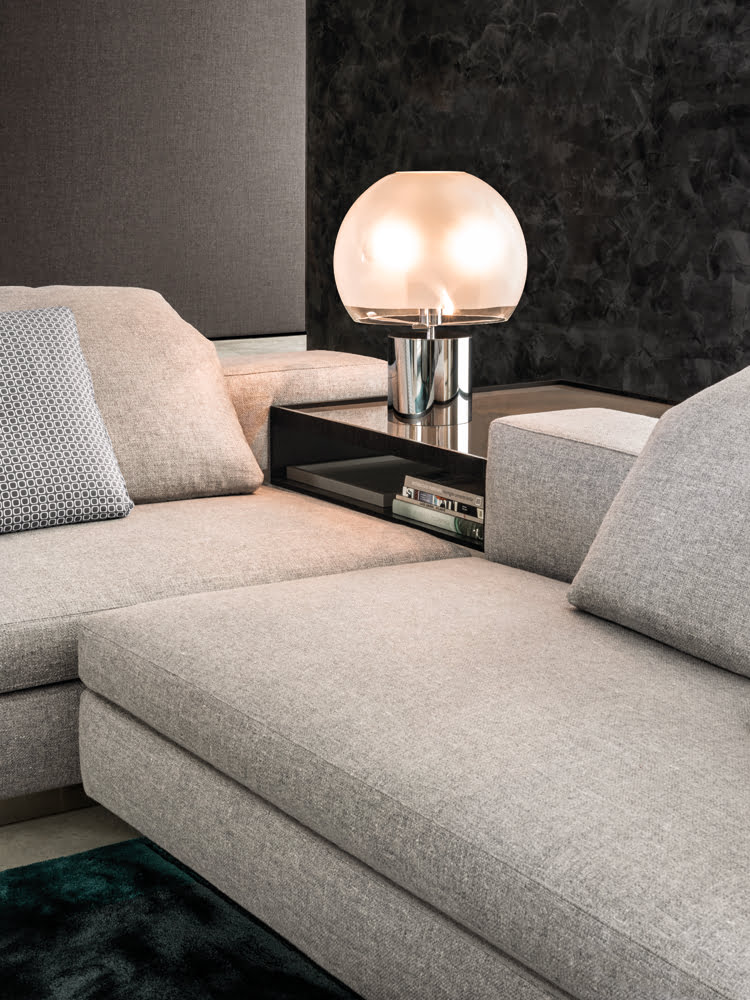 Minotti Yang 
