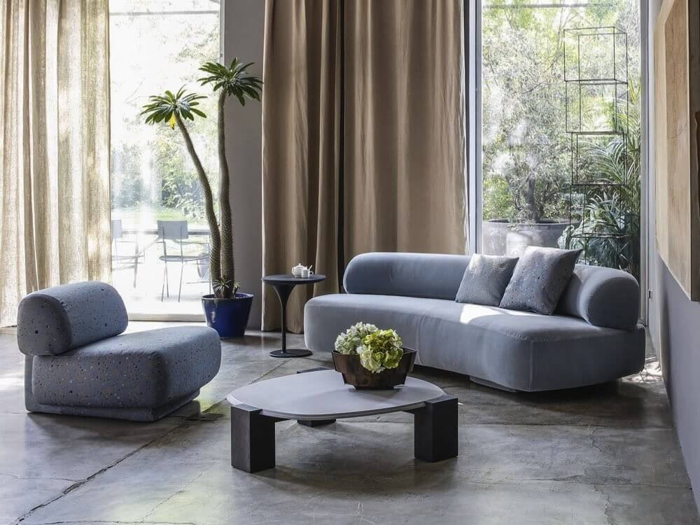 Moroso Gogan sofa sfeer foto interieur licht blauw