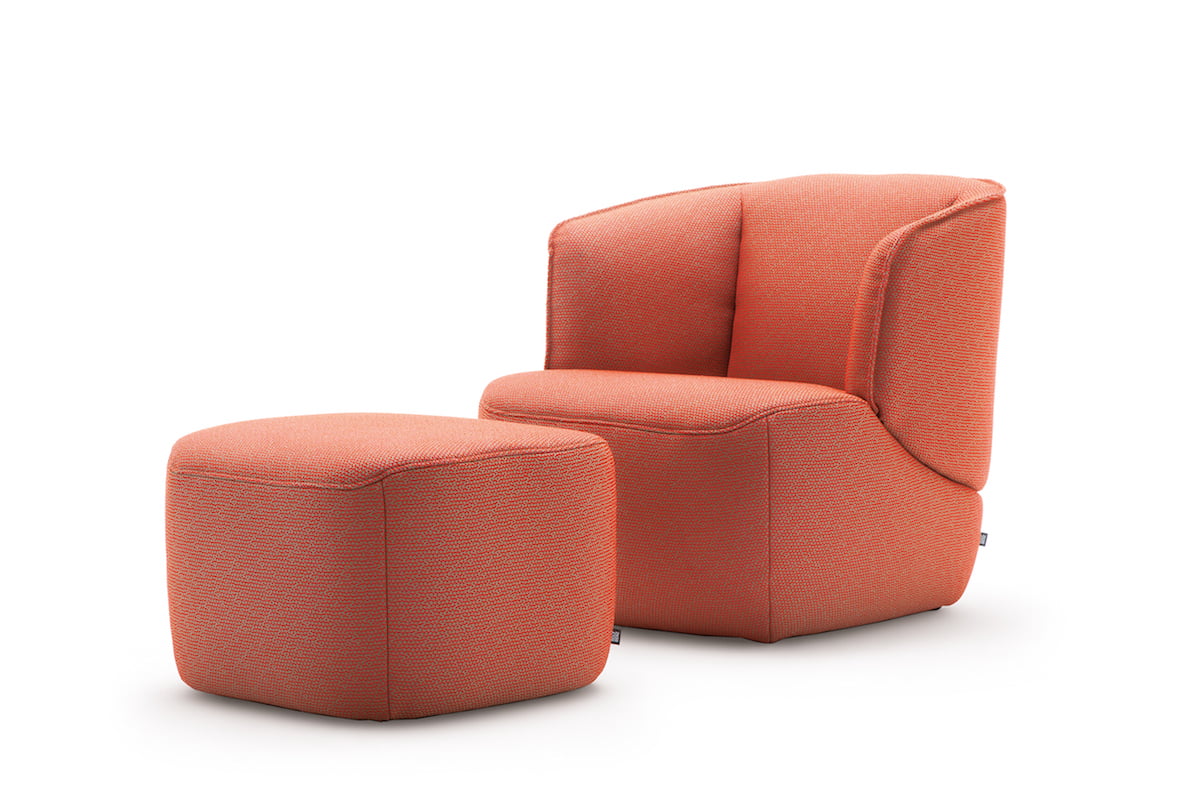 Rolf Benz 384 fauteuil + hocker