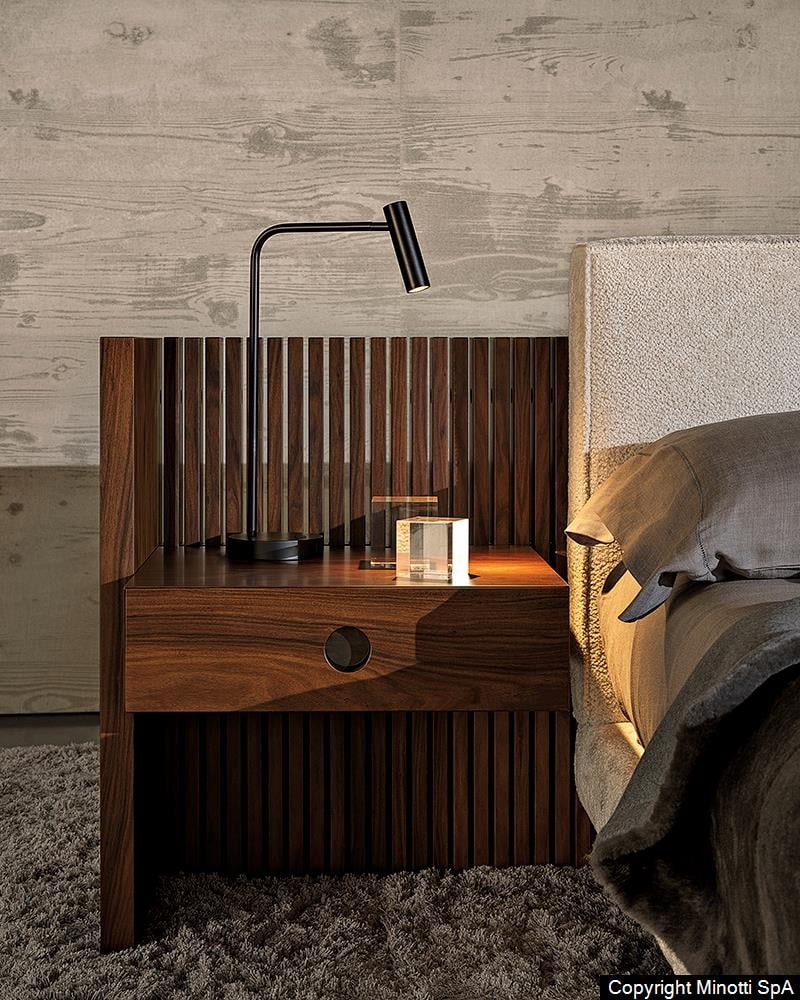 Minotti Brasilia bed Minotti Brasilia bed detail hout
