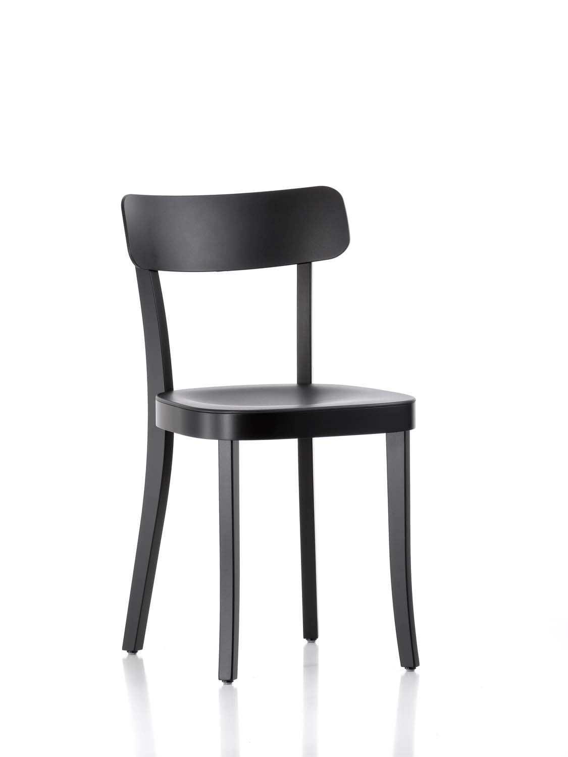 Vitra Basel rood