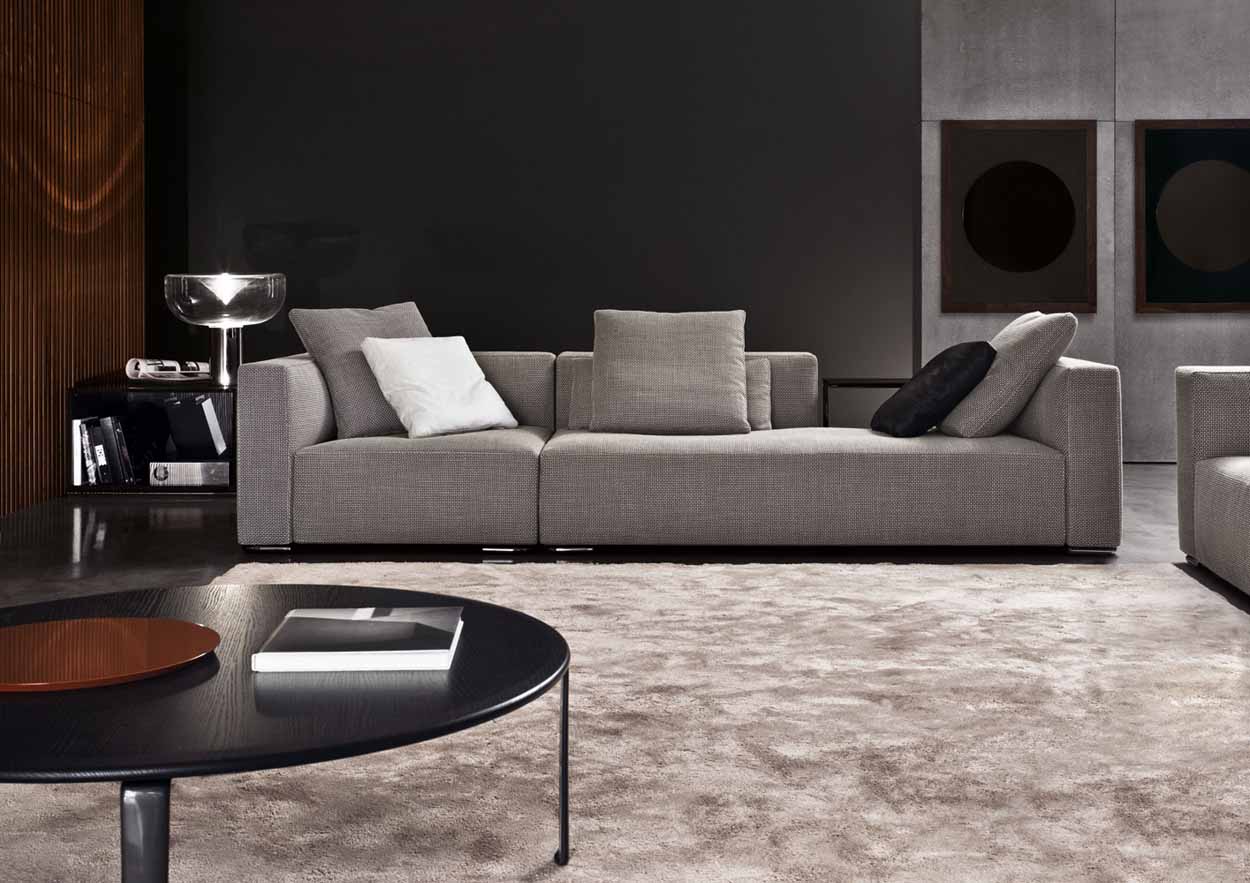 Minotti Donovan bank