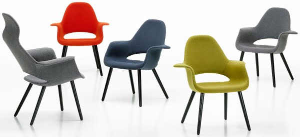 Vitra Organic Chair voorstaand