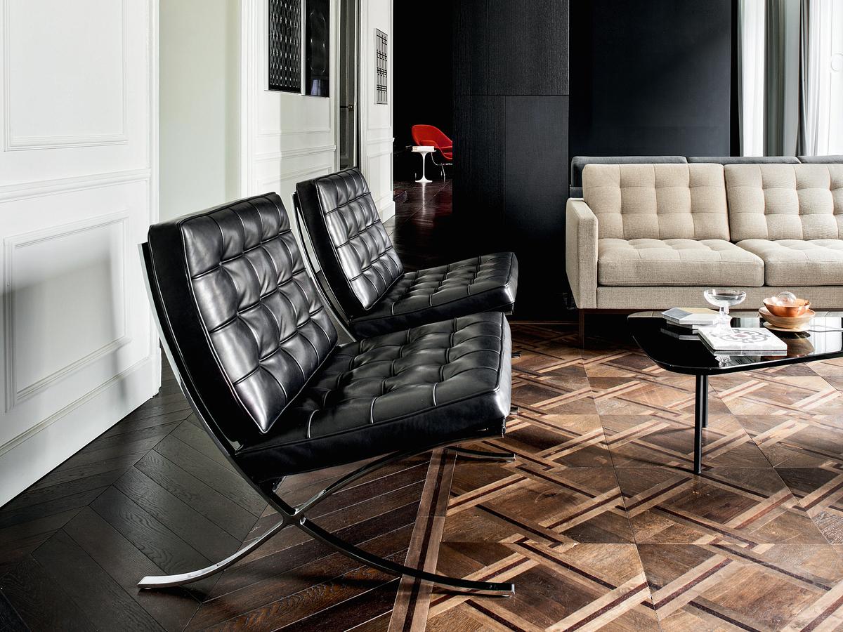 Knoll Barcelona Chair origineel design Van der Donk interieur