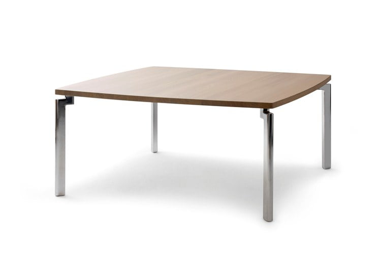 Leolux Niobe eettafel
