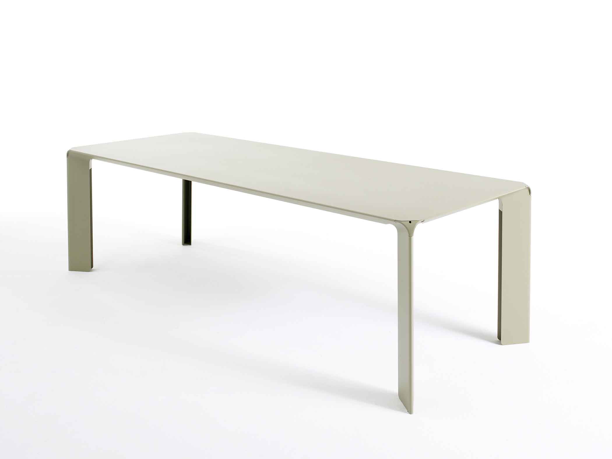 Arco Steel table