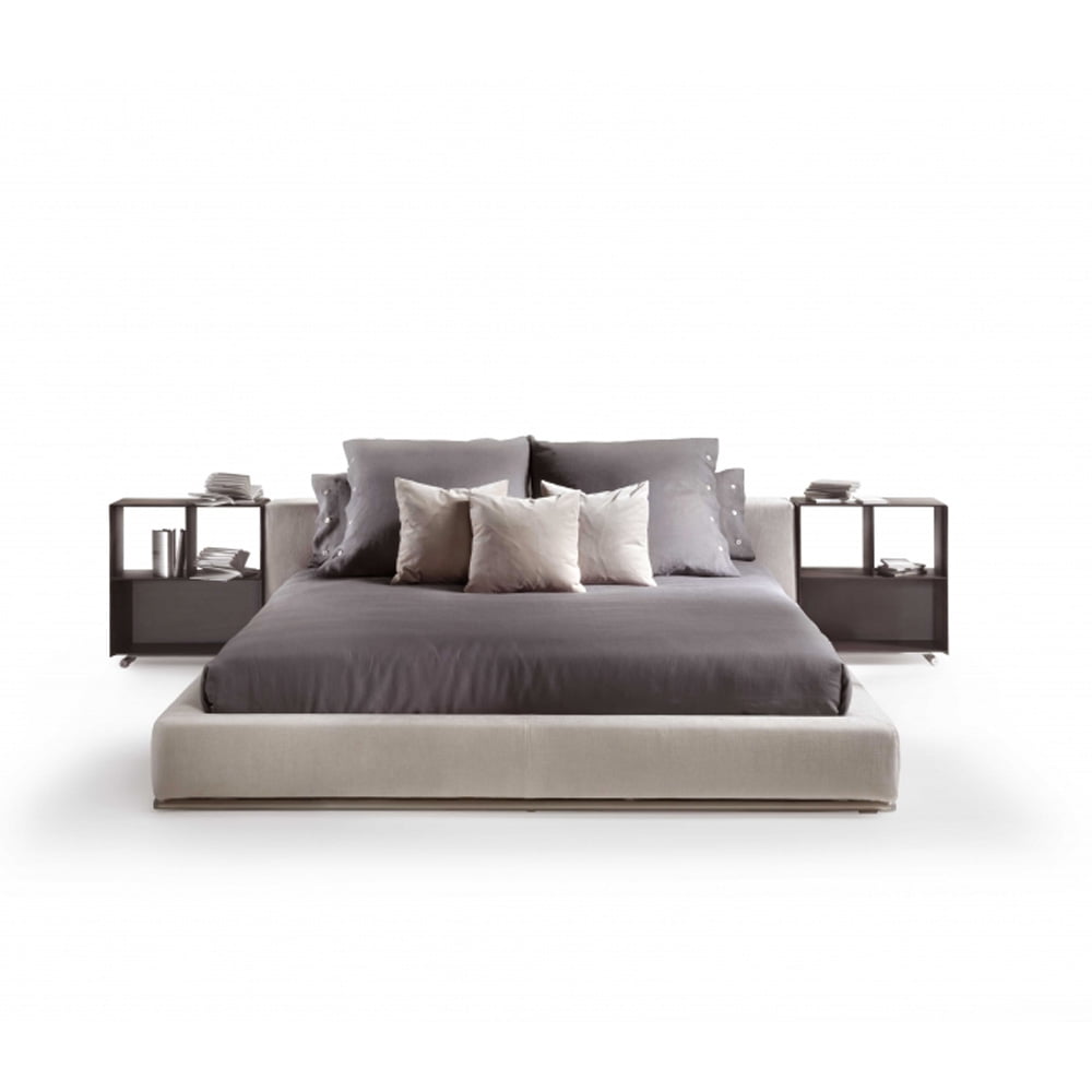 Flexform Groundpiece bed