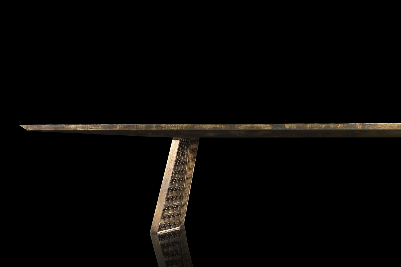 Henge Stealth tafel