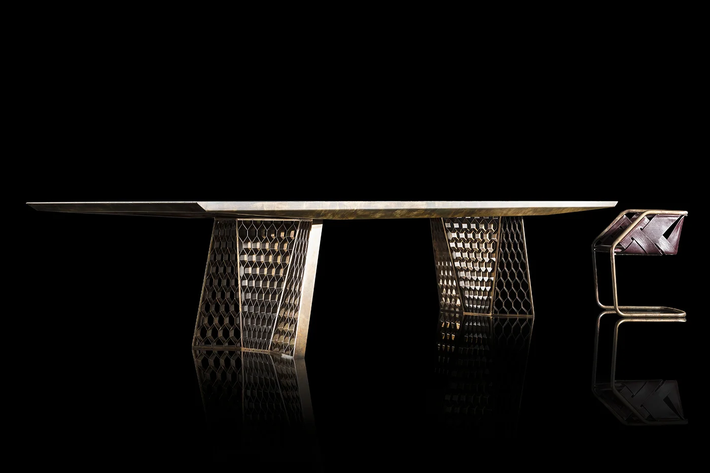 Henge Stealth tafel