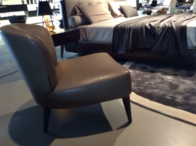 Aston opruimingsfauteuil zij
