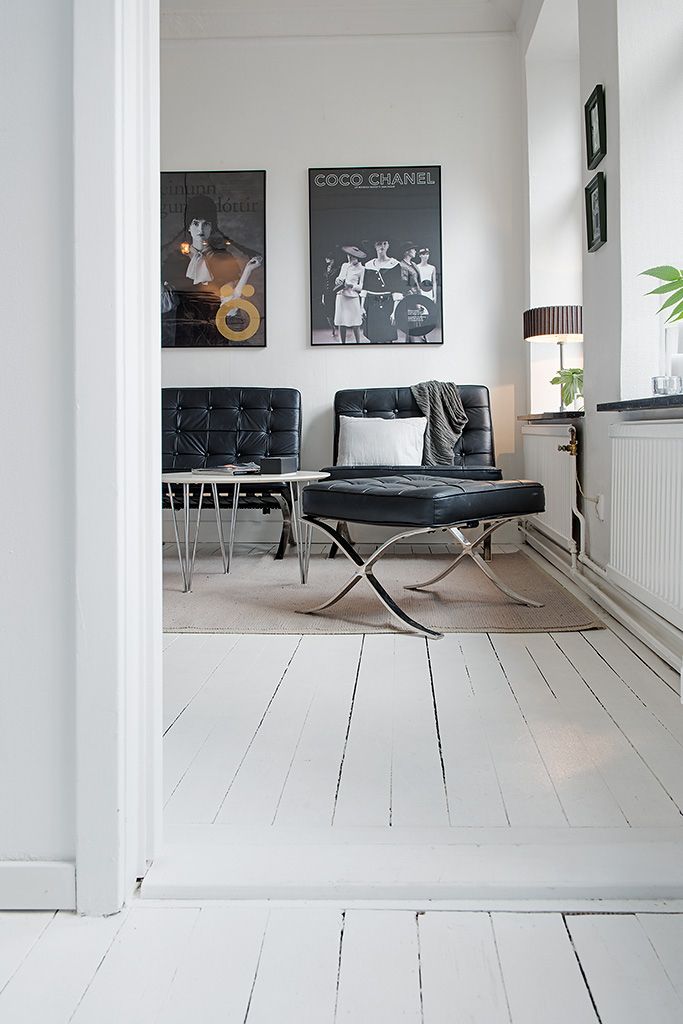 Knoll Barcelona chair