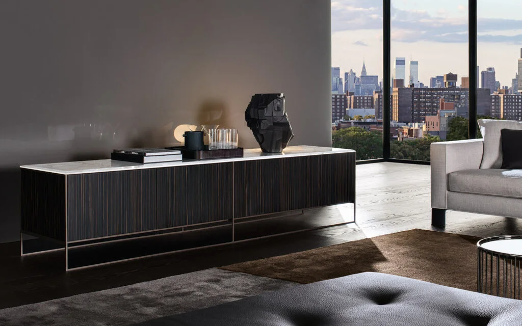 Minotti Calder dressoir, frame brons kleur