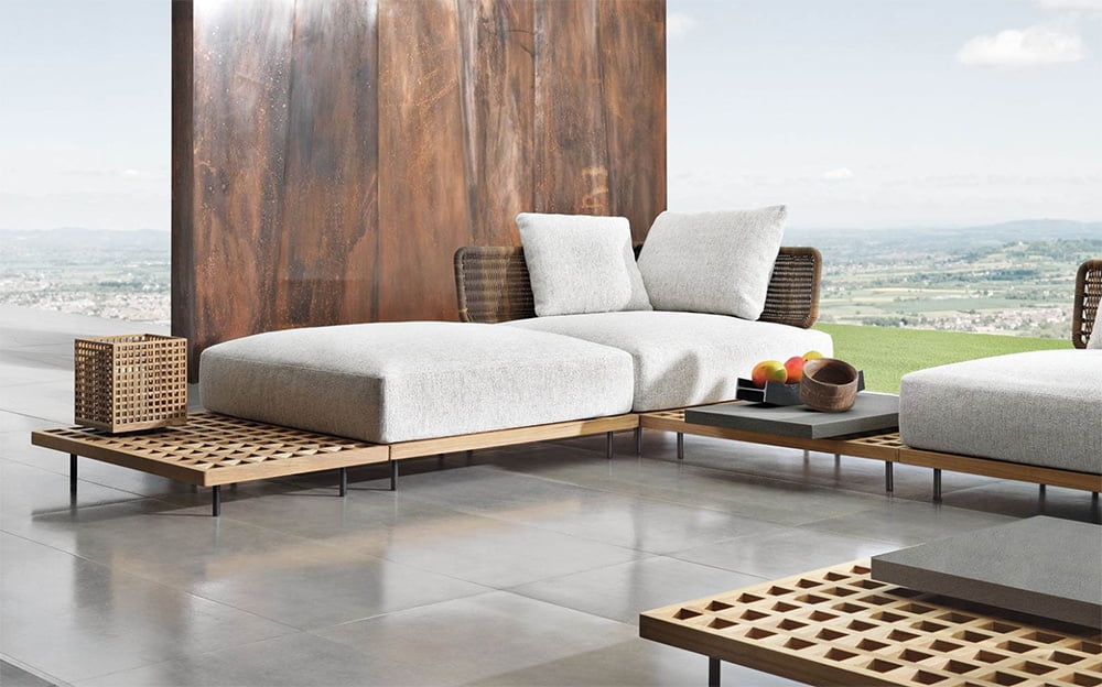 Minotti Quadrado sofa outdoor