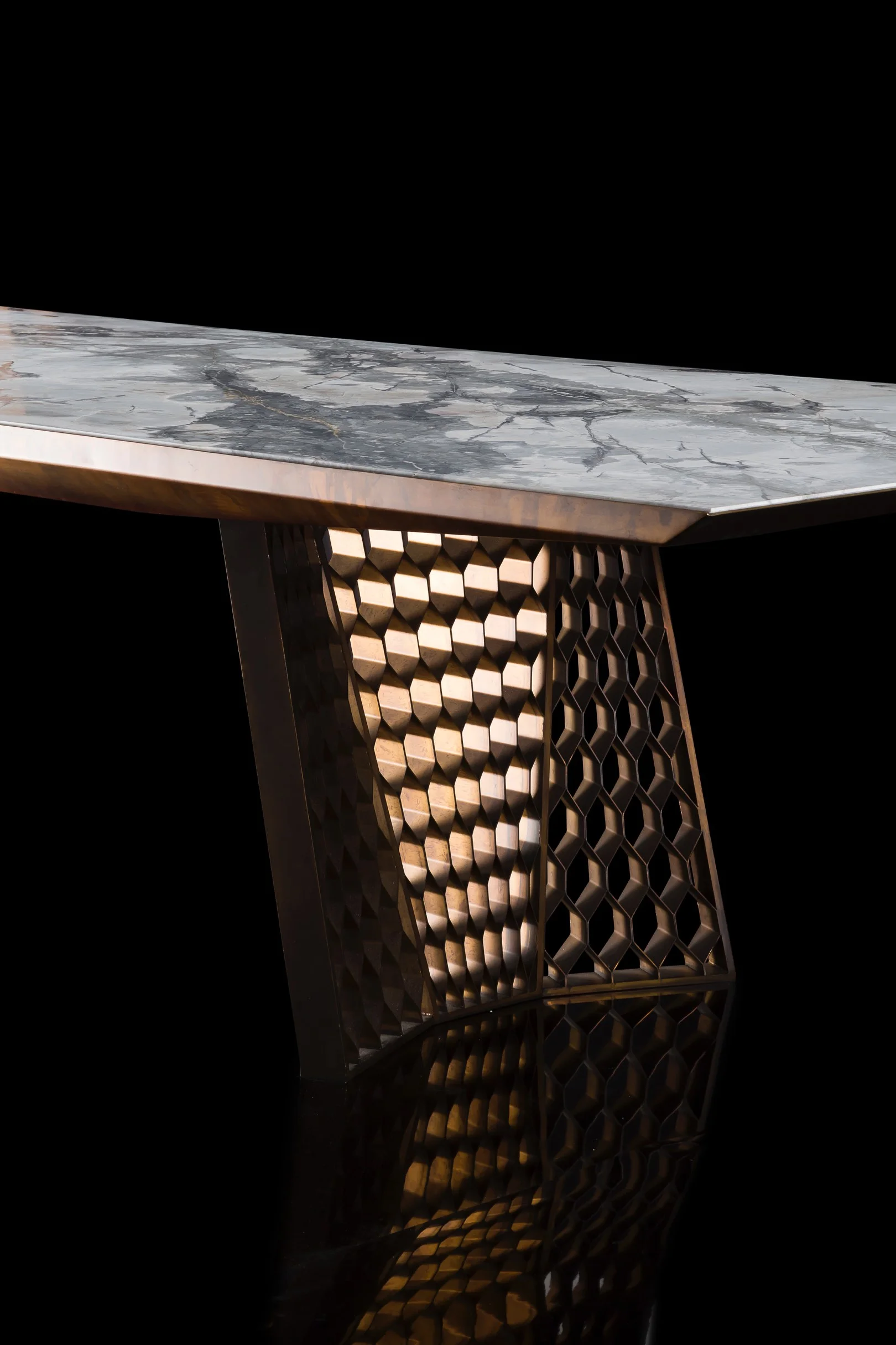 Henge Stealth tafel