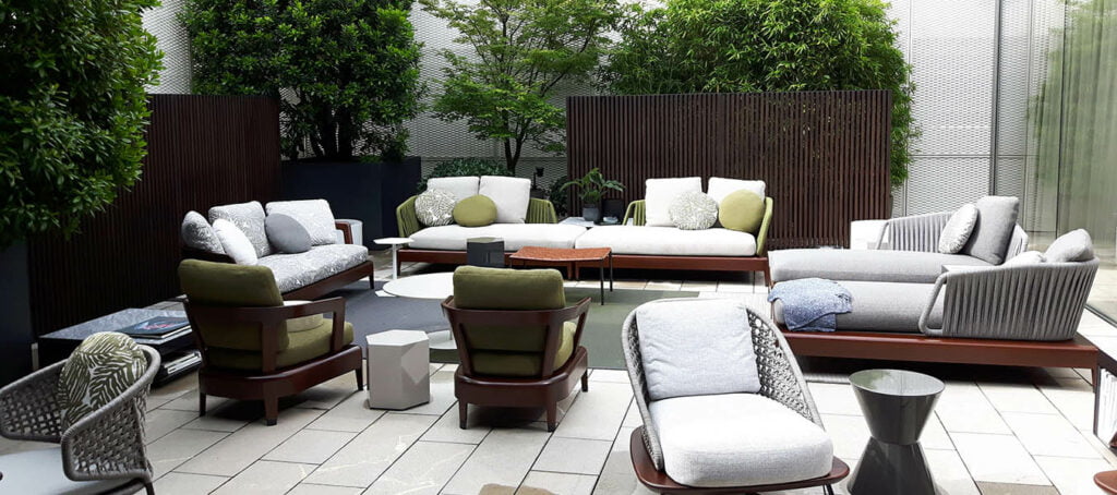 De Minotti outdoor collectie met prachtige materialen en patronen