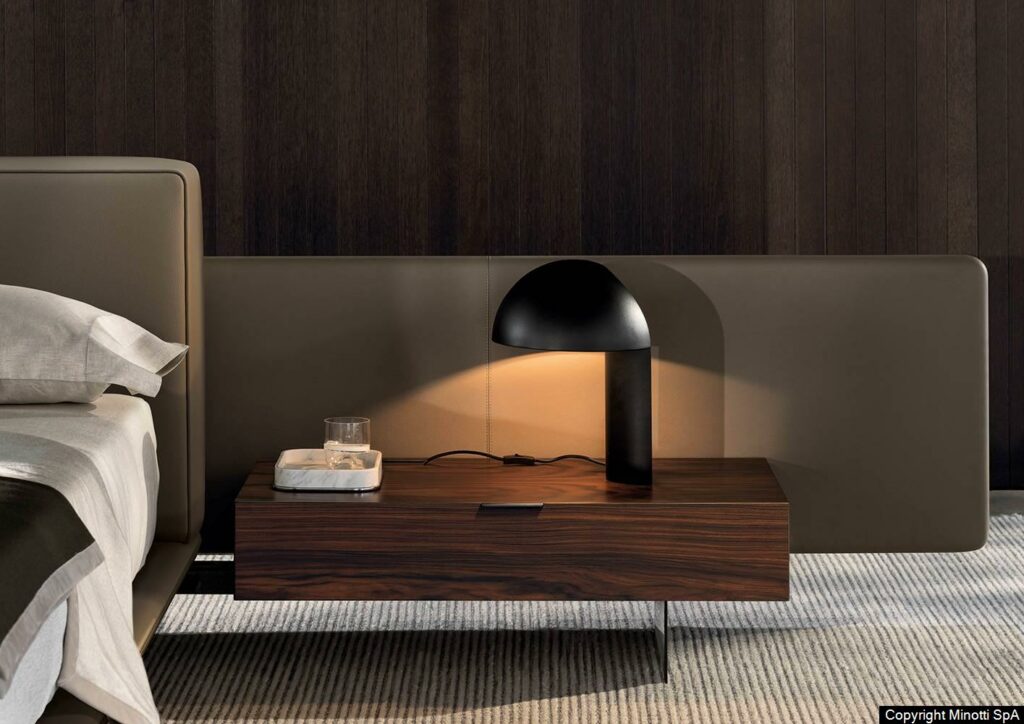 Minotti Horizonte bed nachtkastje interieur sfeerfoto