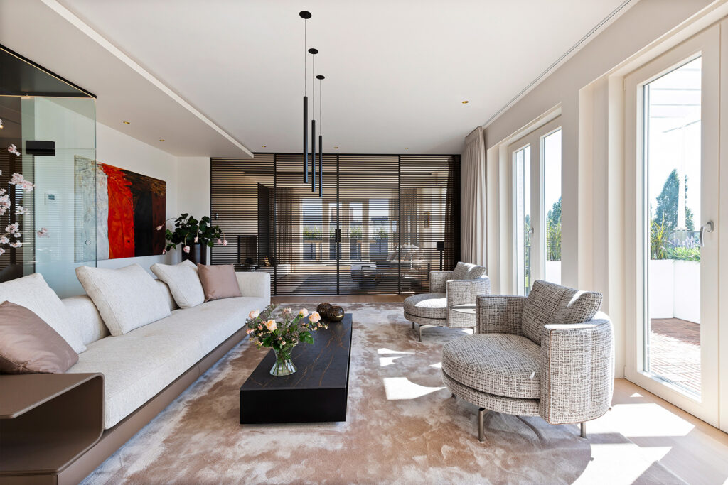 Interieuradvies Rijswijk interieursfeerfoto deuren Rimadesio Stripe Van der Donk interieur