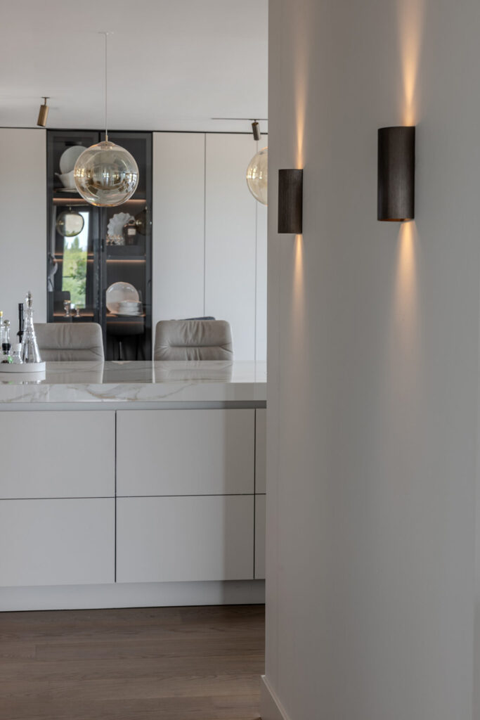 Interieuradvies Penthouse Barendrecht keuken barkrukken KFF sfeerfoto