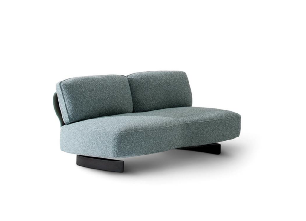 Minotti Saki outdoor productfoto op wit blauwe bekleding
