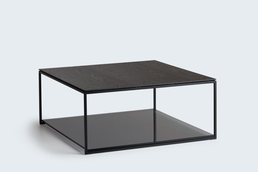 Van Beek Cubic salontafel productfoto op wit hout