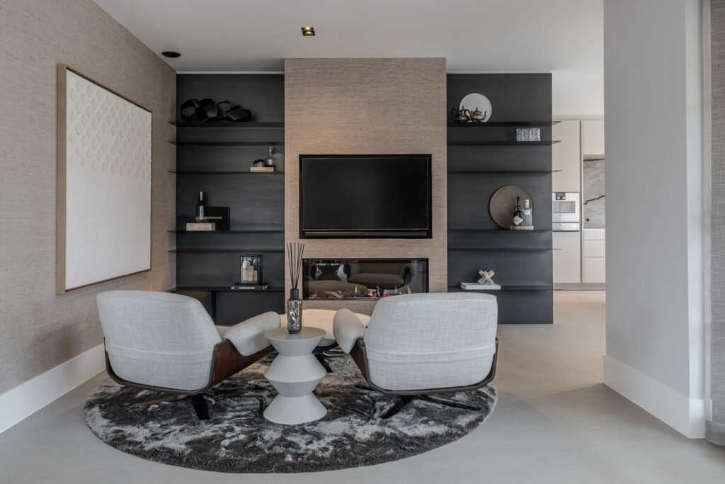 Interieuradvies Gorinchem tv-wand Porro Load-it Minotti fauteuils interieur sfeerfoto