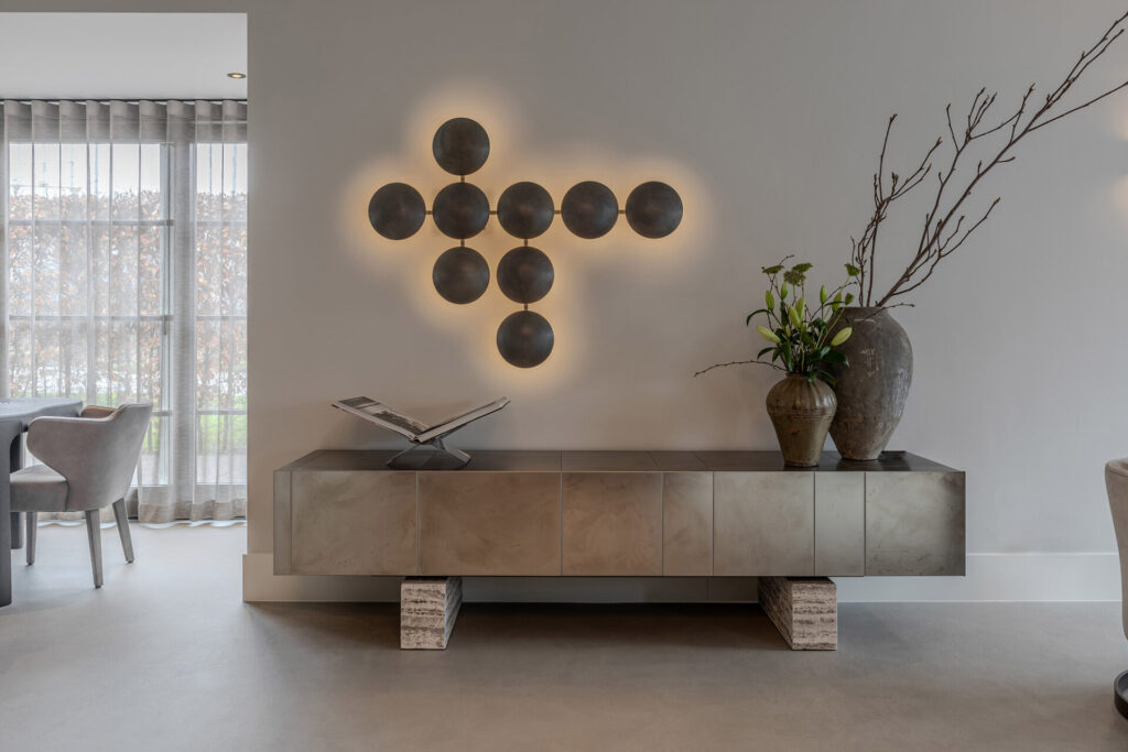 Interieuradvies Gorinchem Henge Wallclips Henge wandlamp, lichtobject, wandmeubel