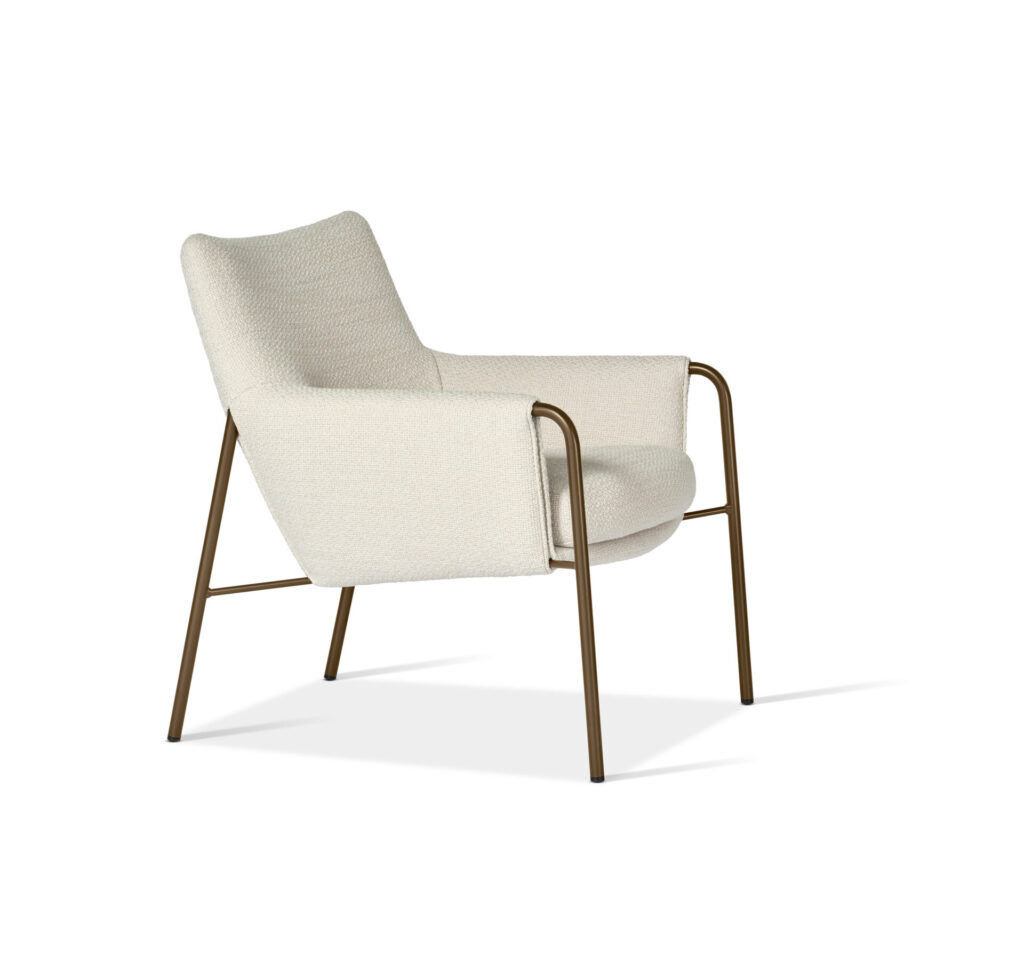 Design On Stock Nuria fauteuil lichte bekleding product foto op wit