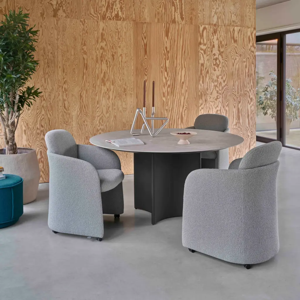 Leolux Conka tafel interieur sfeerfoto eethoek