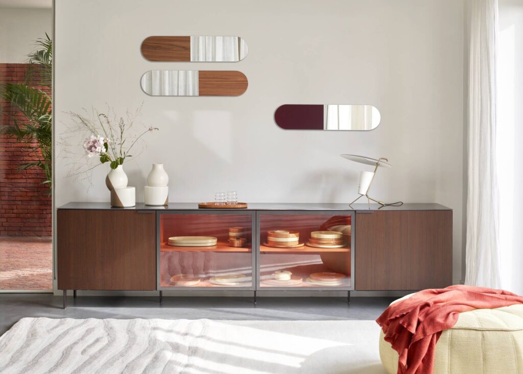 Ligne Roset Selvans Sideboard interieur sfeerfoto kast tegen wand